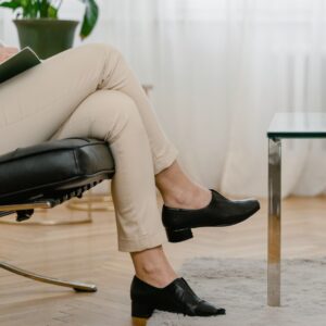 Can Sitting Be Bad For Your Knees? Here's What You Need to Know cover